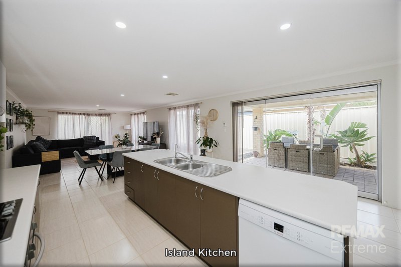 Photo - 3 Baldwin Link, Butler WA 6036 - Image 11