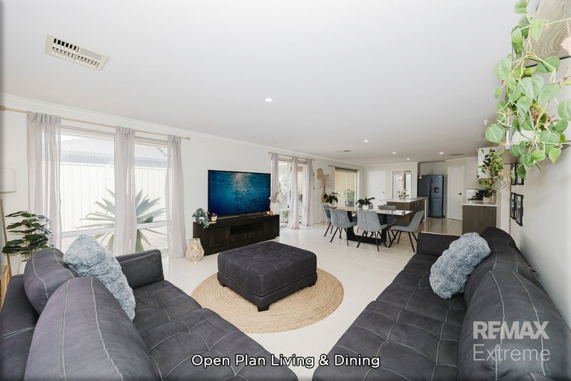 Photo - 3 Baldwin Link, Butler WA 6036 - Image 14