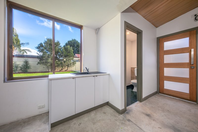 Photo - 3 Balliol Common, Sunbury VIC 3429 - Image 9