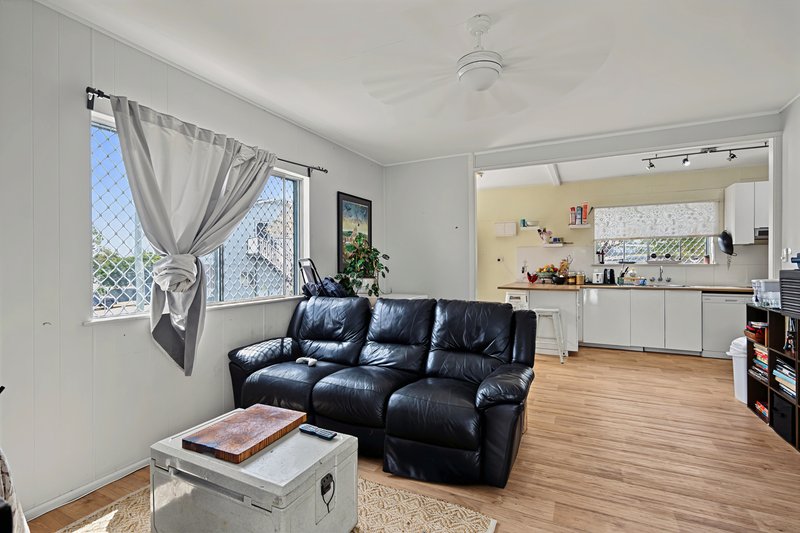 Photo - 3 Ballow Road, Dunwich QLD 4183 - Image 6
