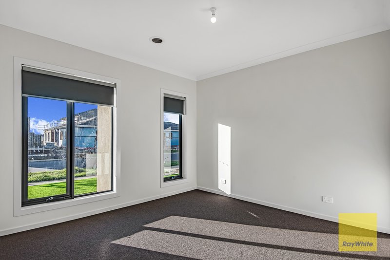 Photo - 3 Balmain Street, Tarneit VIC 3029 - Image 3