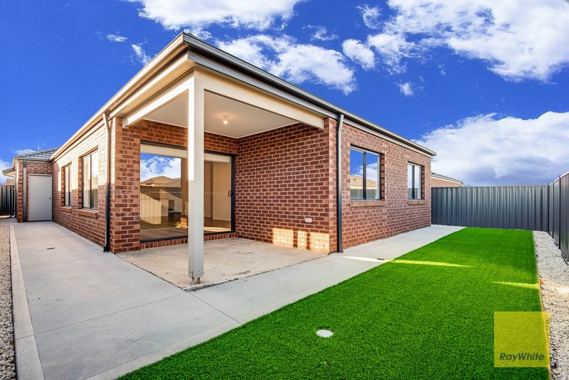 Photo - 3 Balmain Street, Tarneit VIC 3029 - Image 17