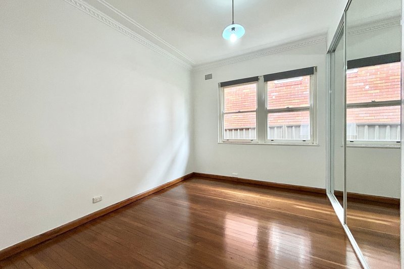 Photo - 3 Bambridge Street, Chester Hill NSW 2162 - Image 6