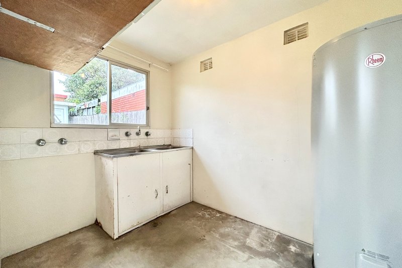 Photo - 3 Bambridge Street, Chester Hill NSW 2162 - Image 11