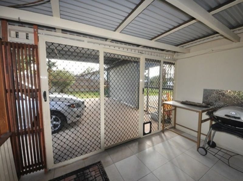 Photo - 3 Banksia Avenue, Andergrove QLD 4740 - Image 13