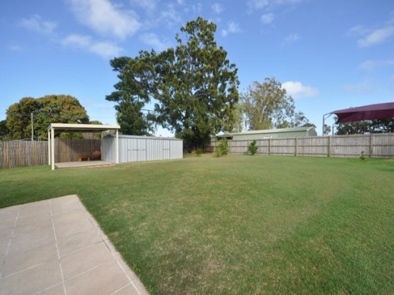 Photo - 3 Banksia Avenue, Andergrove QLD 4740 - Image 16