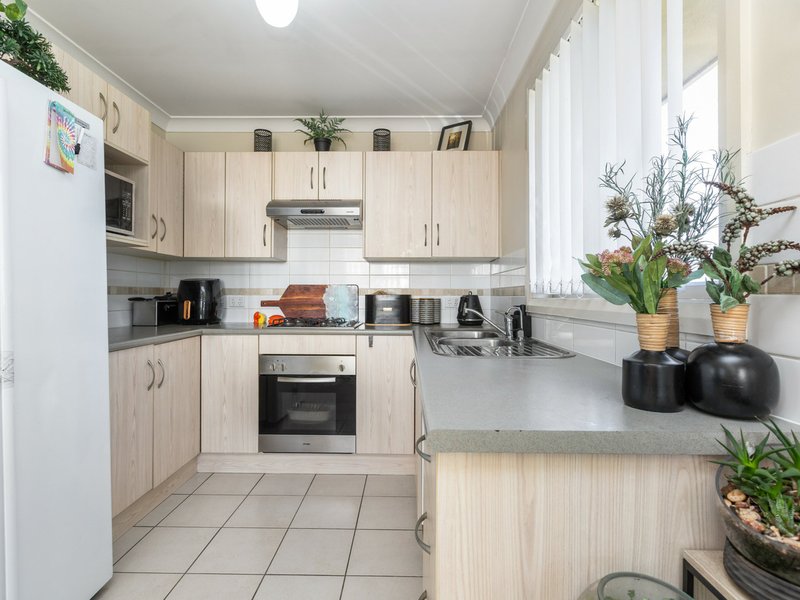 Photo - 3 Banksia Terrace, Kurri Kurri NSW 2327 - Image 3