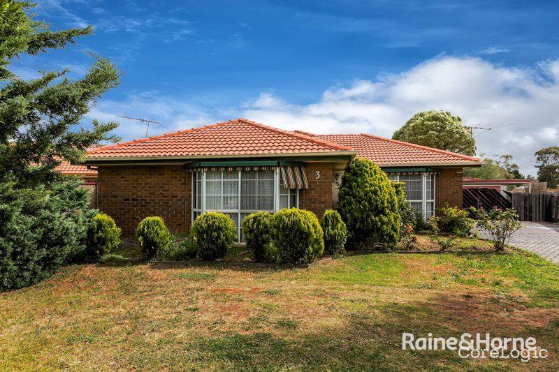 3 Barleycorn Place, Melton West VIC 3337