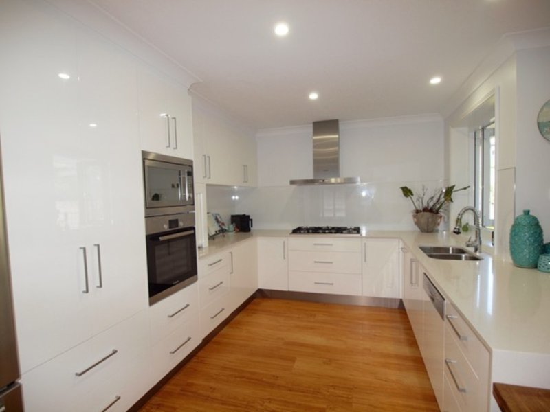 Photo - 3 Barnett Street, Vincentia NSW 2540 - Image 3