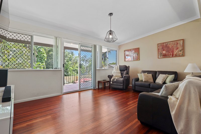 Photo - 3 Barrabui Street, Bracken Ridge QLD 4017 - Image 9