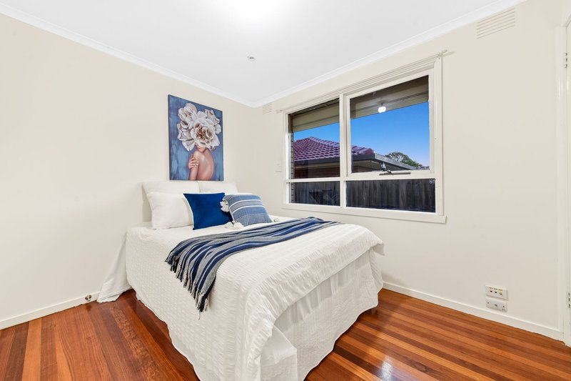 Photo - 3 Bartley Place, Springvale South VIC 3172 - Image 12