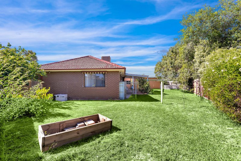 Photo - 3 Barwon Court, Werribee VIC 3030 - Image 11