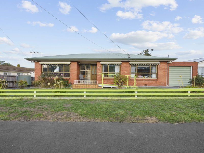 Photo - 3 Barwon Place, Glenorchy TAS 7010 - Image 2