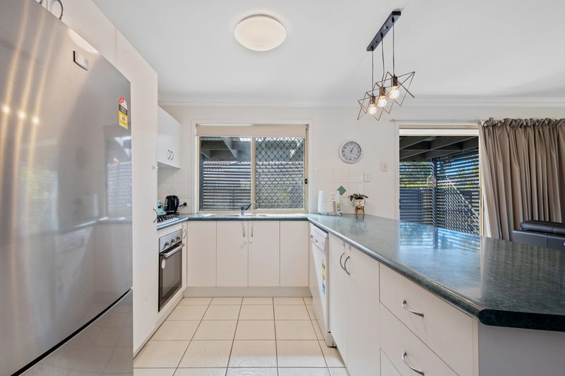 Photo - 3 Barwon Street, Murrumba Downs QLD 4503 - Image 4