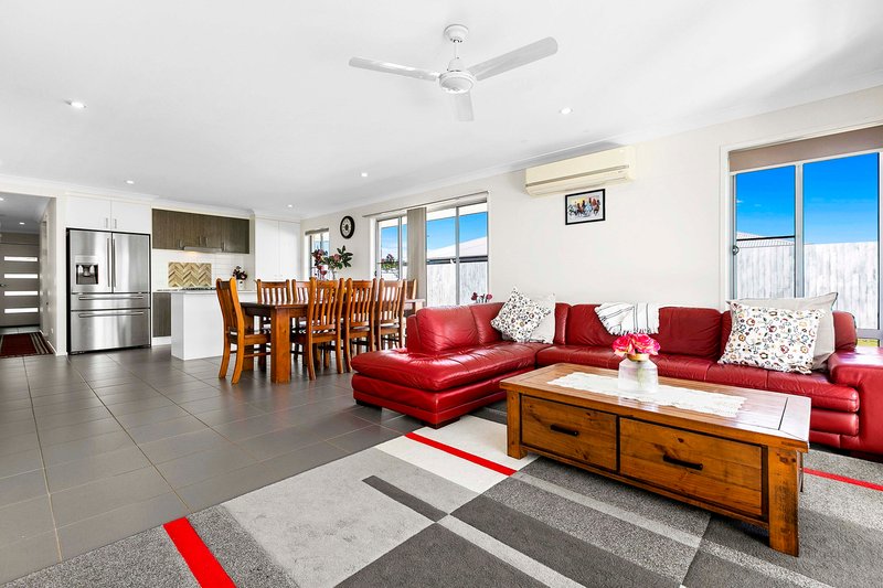 Photo - 3 Bauer Street, Urraween QLD 4655 - Image 6