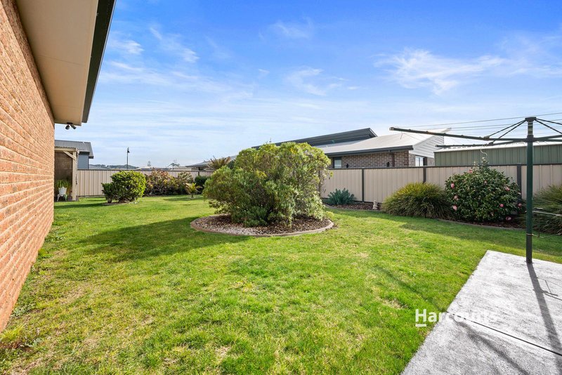 Photo - 3 Bayvista Crescent, Sulphur Creek TAS 7316 - Image 17