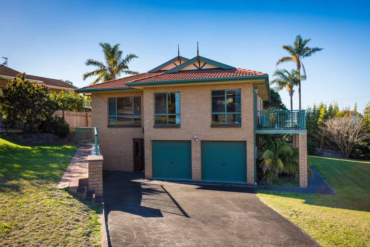 3 BEACH VIEW COURT, Tura Beach NSW 2548 - Image 1