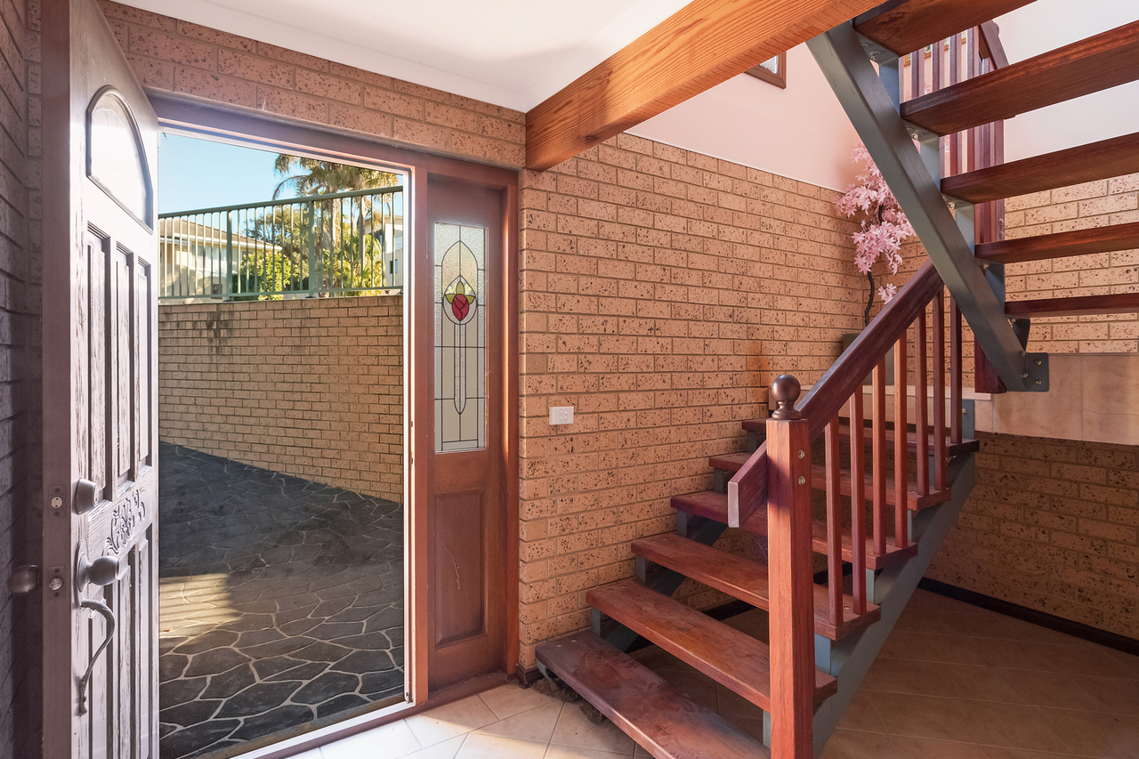 3 BEACH VIEW COURT, Tura Beach NSW 2548 - Image 3
