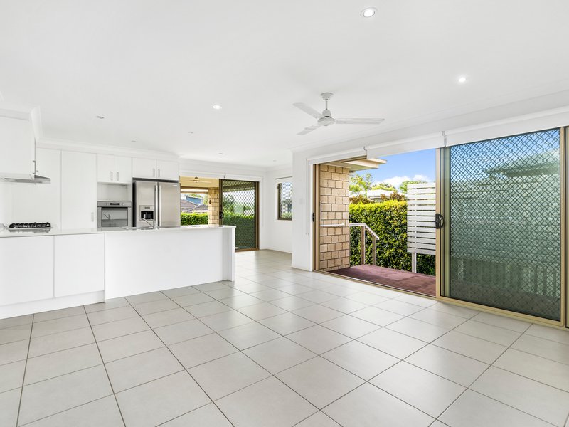 3 Beacon Court, Elanora QLD 4221