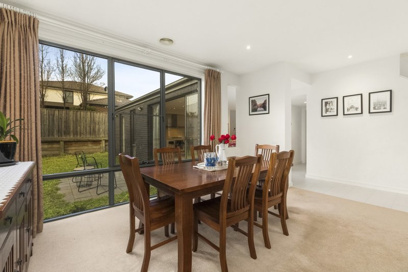 Photo - 3 Beaconsfield Road, Mulgrave VIC 3170 - Image 3