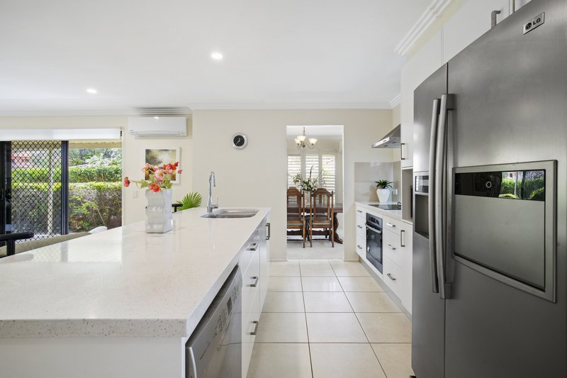 Photo - 3 Bedford Crescent, Mudgeeraba QLD 4213 - Image 4