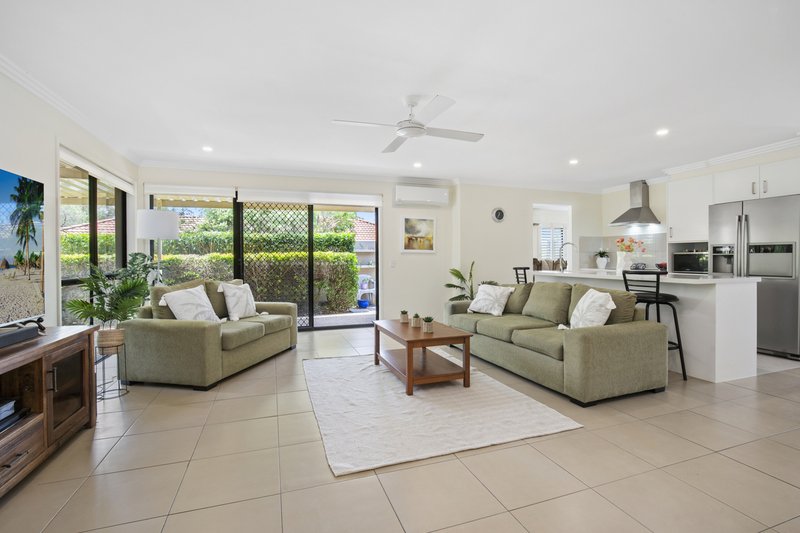 Photo - 3 Bedford Crescent, Mudgeeraba QLD 4213 - Image 5