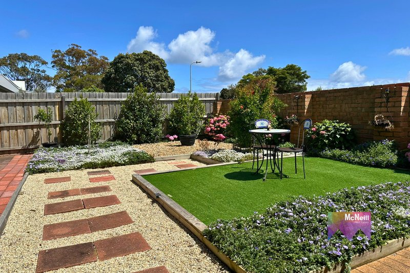 Photo - 3 Bedford Place, Mornington VIC 3931 - Image 12