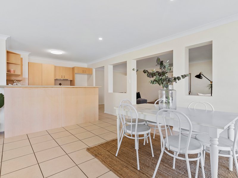 Photo - 3 Begonia Street, Ormeau QLD 4208 - Image 12