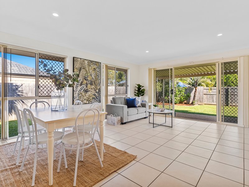 Photo - 3 Begonia Street, Ormeau QLD 4208 - Image 13
