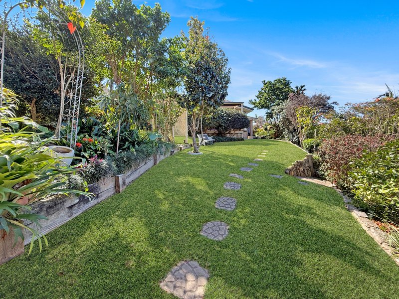 Photo - 3 Bellbird Close, Surfside NSW 2536 - Image 17