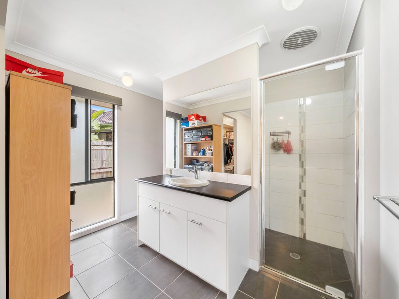 Photo - 3 Bellenden Street, North Lakes QLD 4509 - Image 7