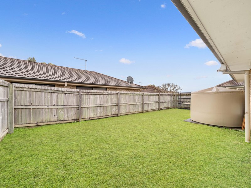 Photo - 3 Bellenden Street, North Lakes QLD 4509 - Image 12