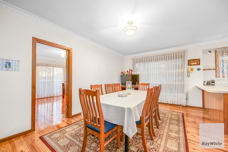 Photo - 3 Bellevue Drive, Keilor Downs VIC 3038 - Image 3