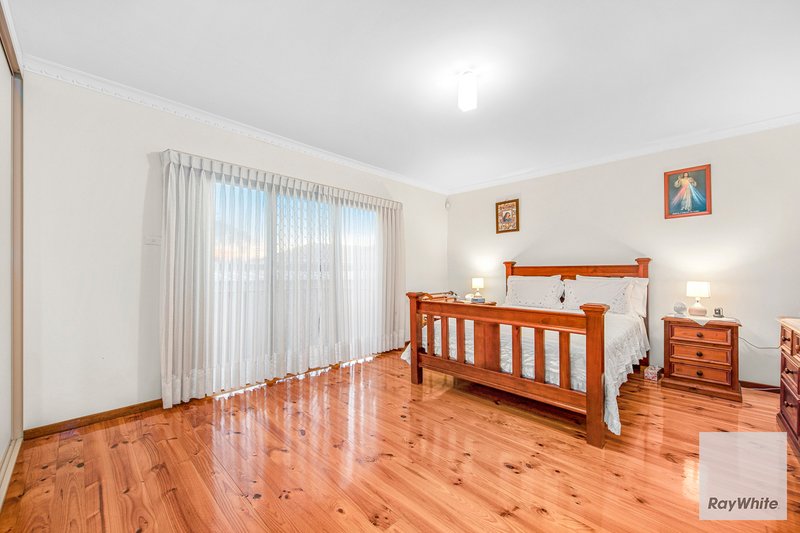 Photo - 3 Bellevue Drive, Keilor Downs VIC 3038 - Image 8