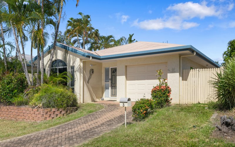 Photo - 3 Bells Close, Kewarra Beach QLD 4879 - Image 1