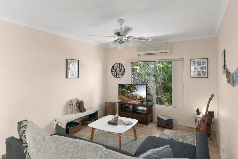 Photo - 3 Bells Close, Kewarra Beach QLD 4879 - Image 7