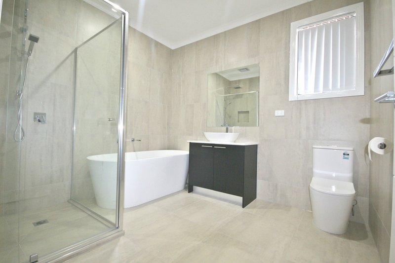 Photo - 3 Bendigo Street, Mickleham VIC 3064 - Image 6