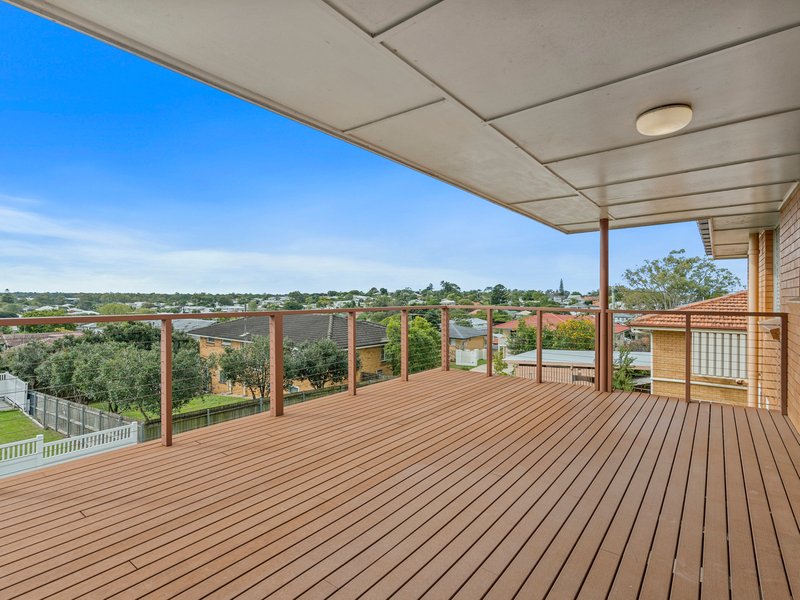 Photo - 3 Benedict Street, Wavell Heights QLD 4012 - Image 2