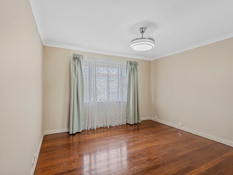 Photo - 3 Benedict Street, Wavell Heights QLD 4012 - Image 7