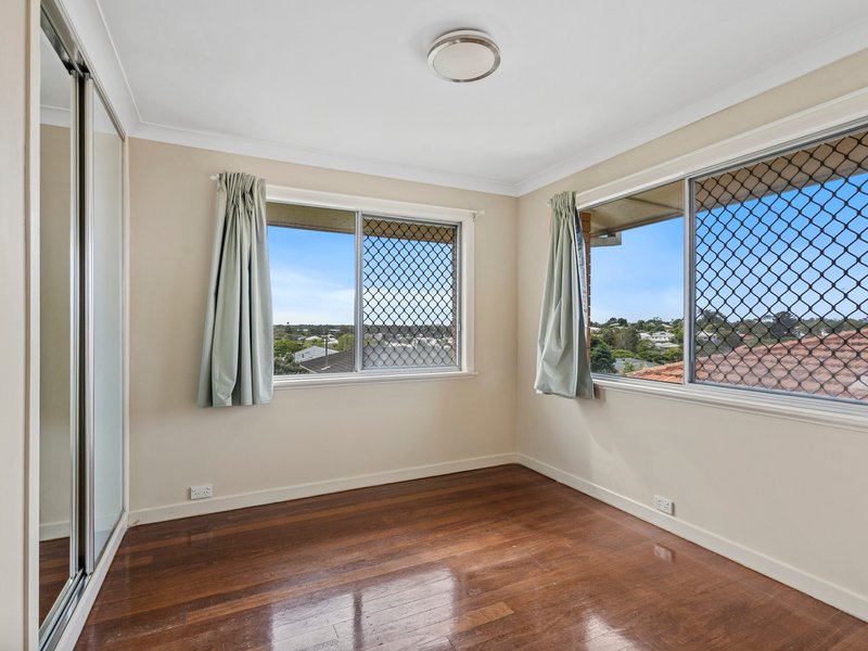 Photo - 3 Benedict Street, Wavell Heights QLD 4012 - Image 10