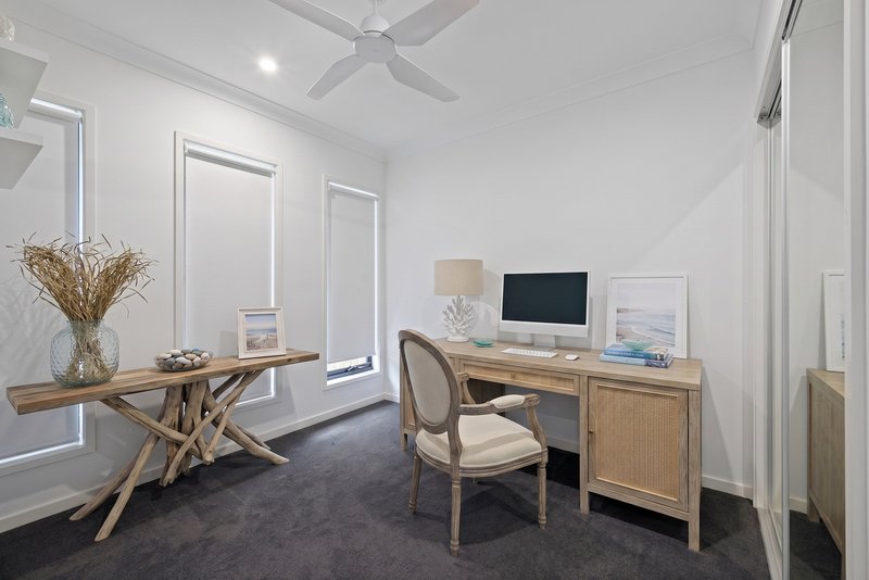 Photo - 3 Benjamen Crescent, Nirimba QLD 4551 - Image 17