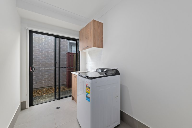 Photo - 3 Benjamen Crescent, Nirimba QLD 4551 - Image 19