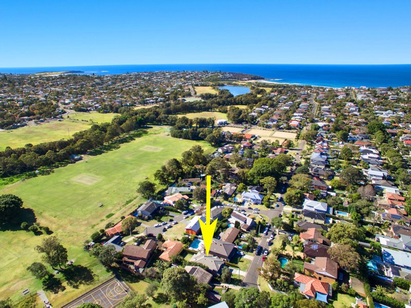 Photo - 3 Bennett Street, Curl Curl NSW 2096 - Image 9