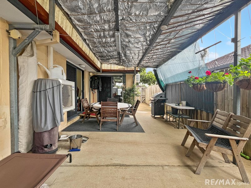 Photo - 3 Bensley Place, Riverhills QLD 4074 - Image 10