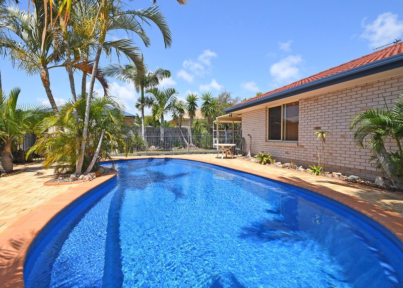 3 Benson Close, Urraween QLD 4655