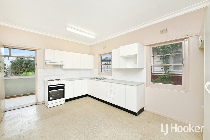 Photo - 3 Bent Street, Chester Hill NSW 2162 - Image 2