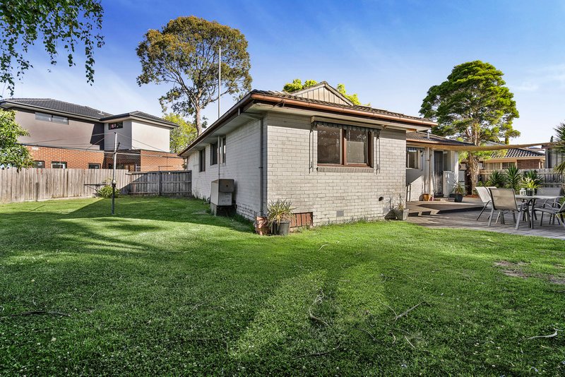 Photo - 3 Bentley Court, Mulgrave VIC 3170 - Image 10