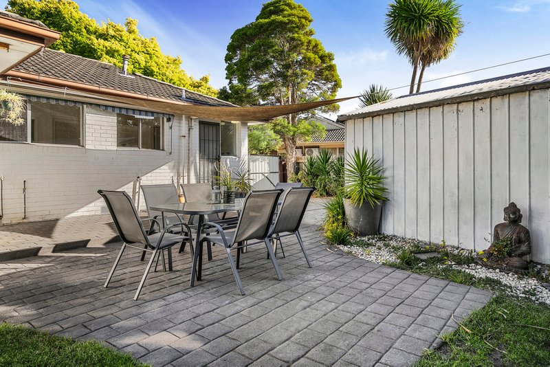 Photo - 3 Bentley Court, Mulgrave VIC 3170 - Image 11