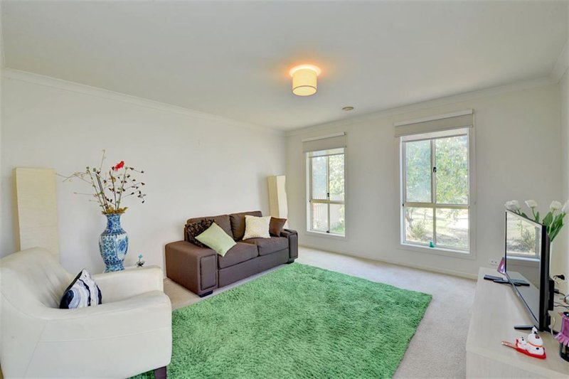 Photo - 3 Bentley Place, Ballarat VIC 3350 - Image 2