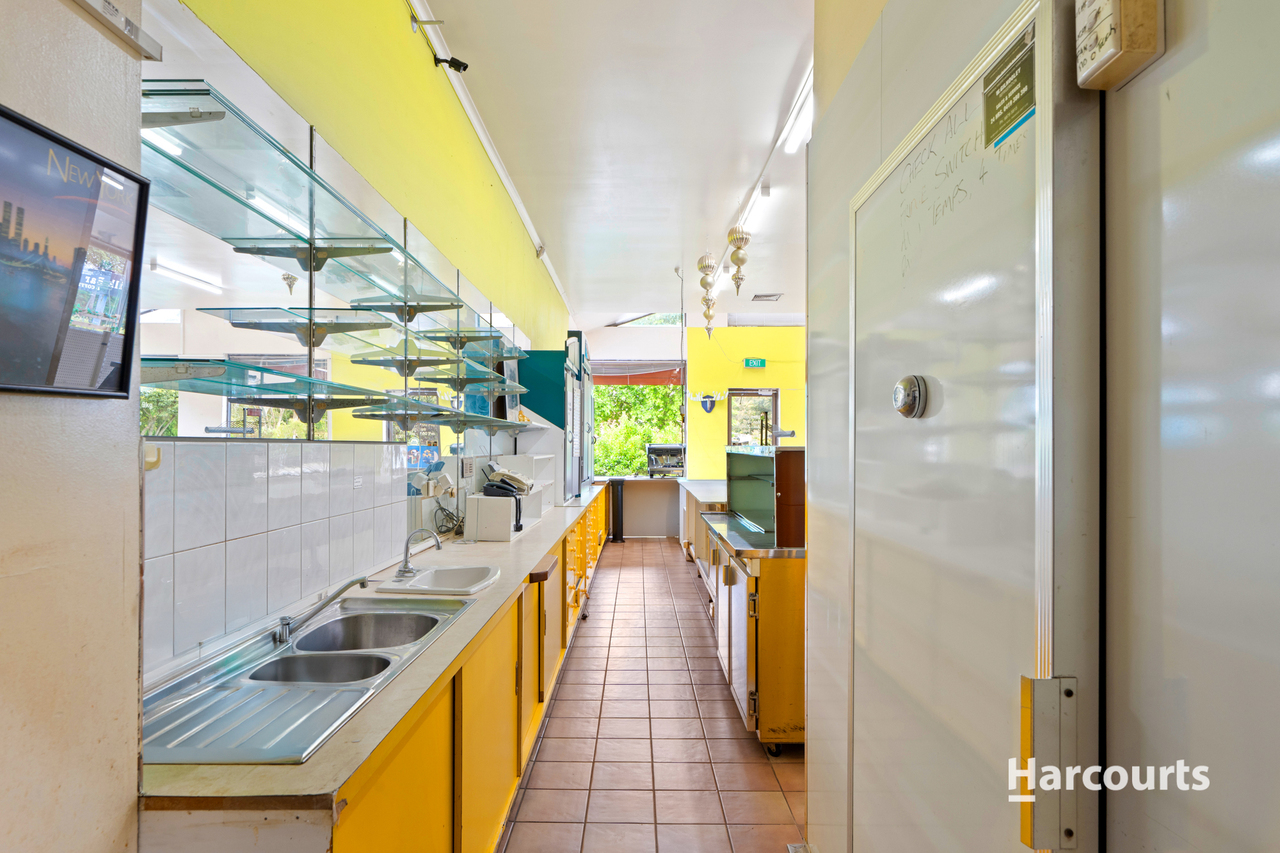 3-bedroom house at 3 BERNARD HAMILTON WAY, Rowville VIC 3178, Knox, Victoria